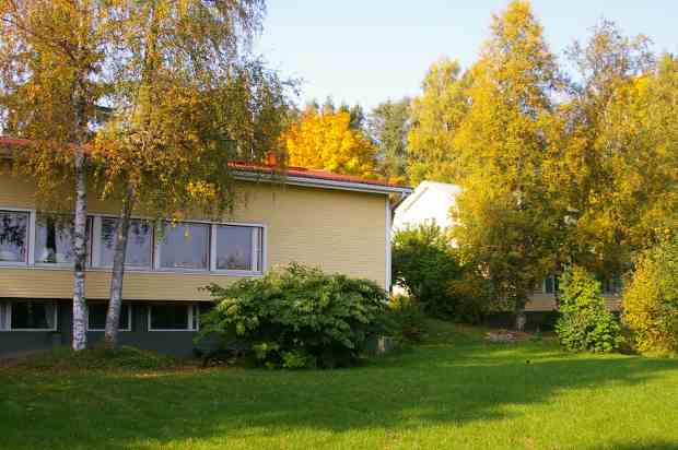 Järvelä main house in October