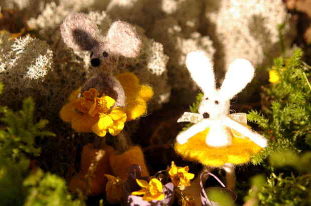 Felted creatures in campfire diarama